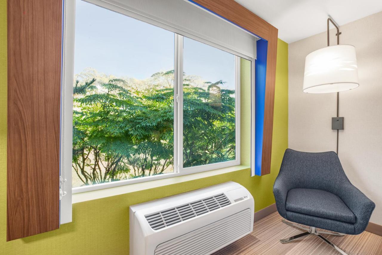 Holiday Inn Express & Suites Tacoma By Ihg מראה חיצוני תמונה