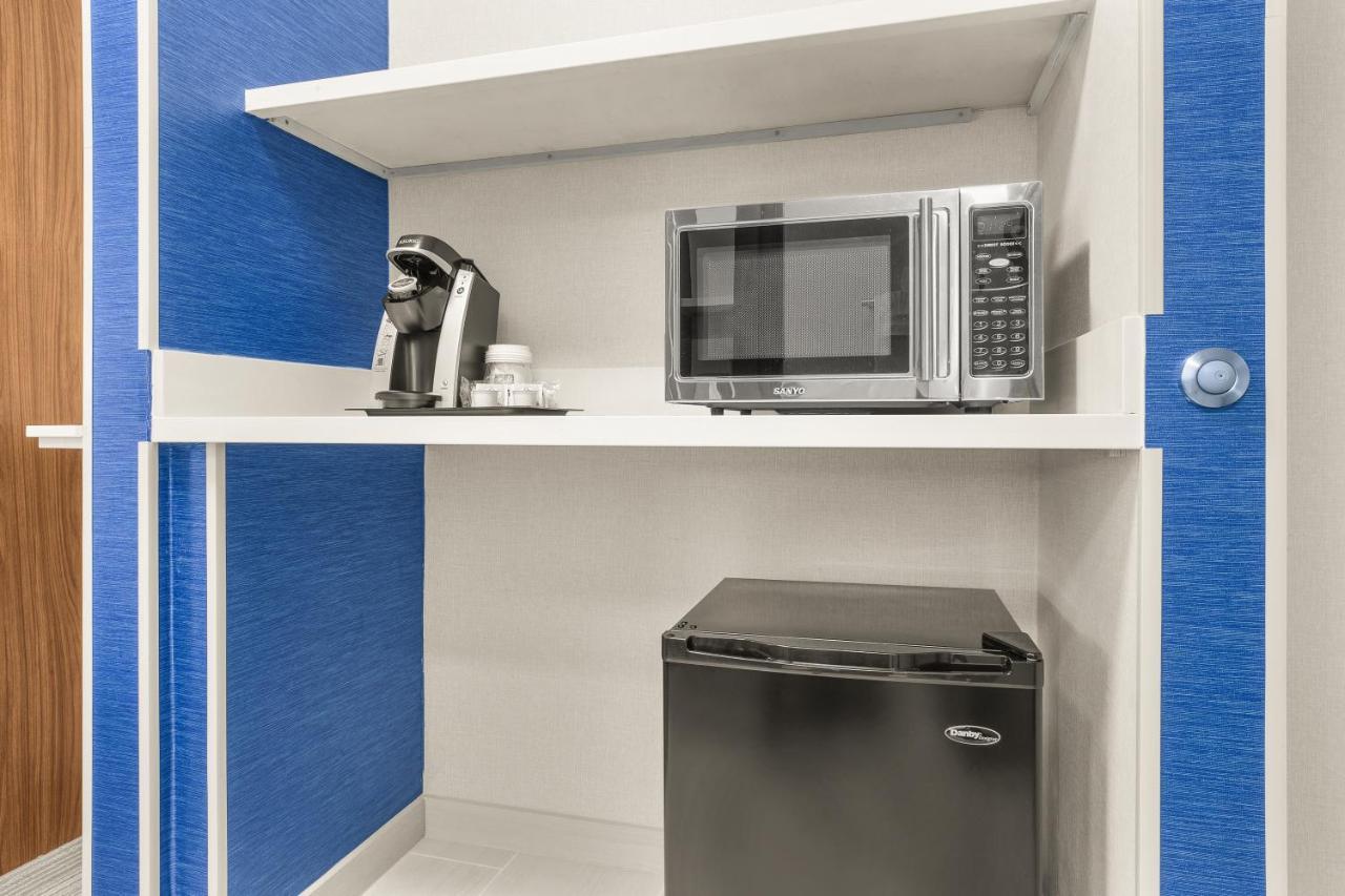 Holiday Inn Express & Suites Tacoma By Ihg מראה חיצוני תמונה