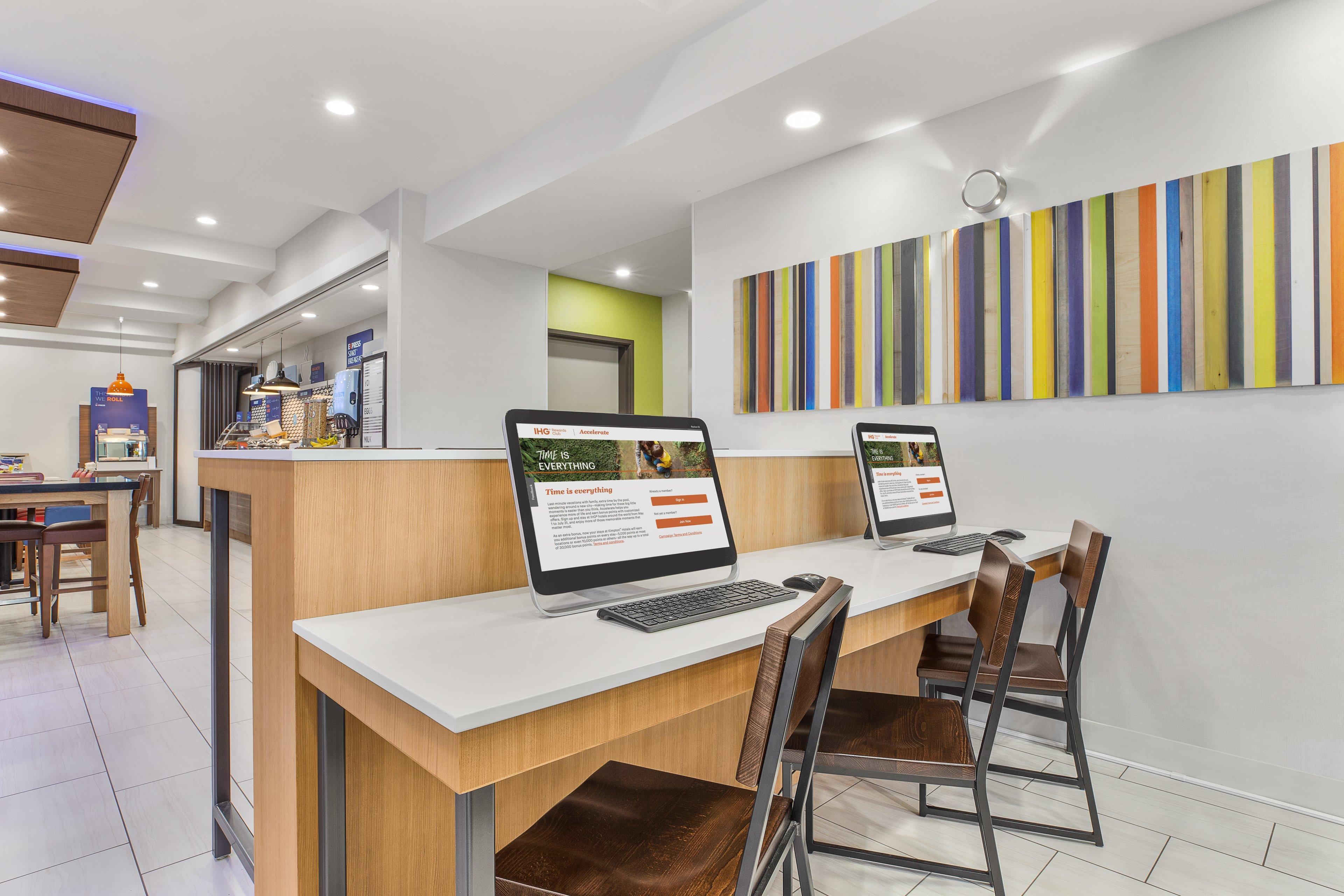 Holiday Inn Express & Suites Tacoma By Ihg מראה חיצוני תמונה