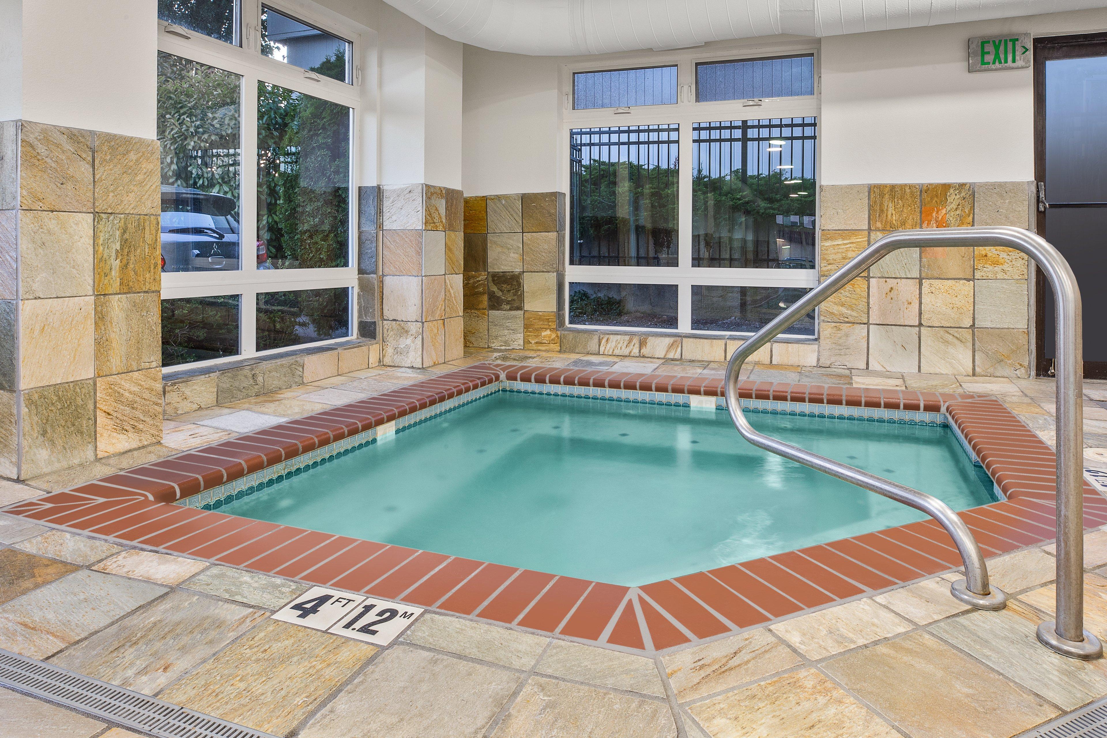 Holiday Inn Express & Suites Tacoma By Ihg מראה חיצוני תמונה