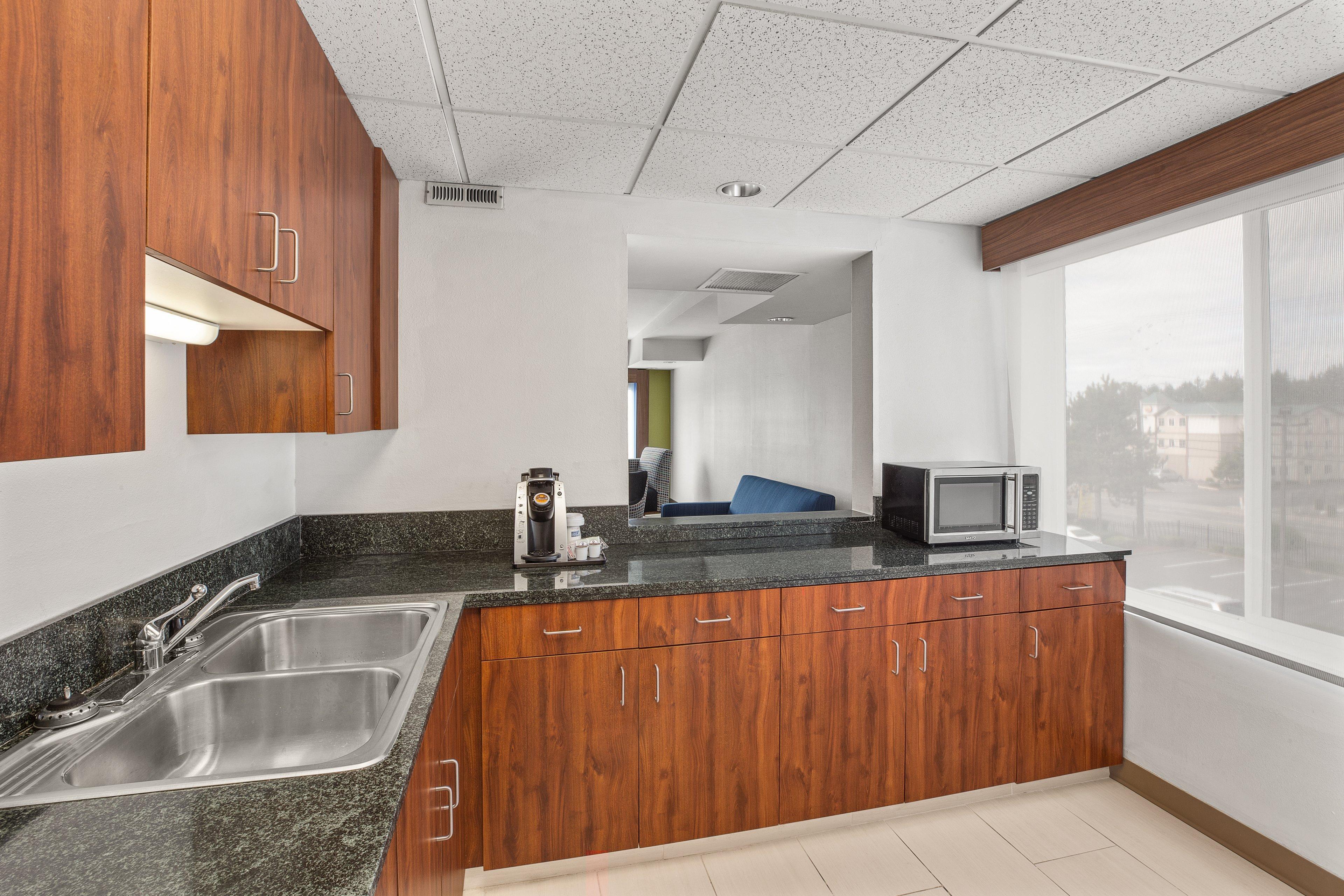 Holiday Inn Express & Suites Tacoma By Ihg מראה חיצוני תמונה