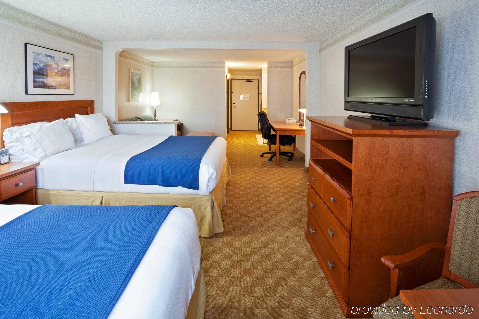 Holiday Inn Express & Suites Tacoma By Ihg מראה חיצוני תמונה
